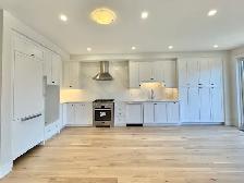 NEW Executive 3 bdrm Townhouse in Vaughan $4200   util - Photo 2