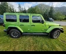 2026 Jeep Wrangler Sahara - Photo 4