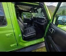 2026 Jeep Wrangler Sahara - Photo 9