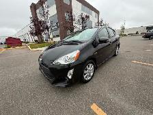 2017 Toyota Prius C Technology - Photo 2