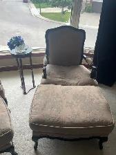 2 Bergere French Chairs with Matching Oversized Ottomans - Photo 4