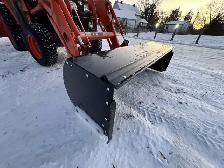 Berco Skid Steer Snow Pushers – 62' and 72' - Photo 3