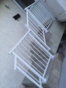 we install Aluminum railings deck exterior , , glass and pickets - Photo 7