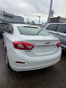2016 Chevrolet Cruze LT - 6AT Turbo engine! - Photo 4