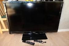 LIKE NEW Télévision 46' SHARP AQUOS LC-46D64U TV télé HDMI mac - Photo 9