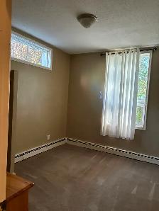 Large street level one bedroom suite - Photo 5
