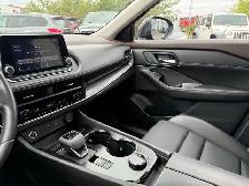 2023 Nissan Rogue AWD SV Moonroof - Photo 22