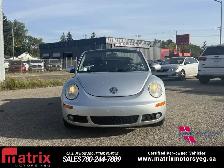 2006 Volkswagen New Beetle Convertible - Photo 2