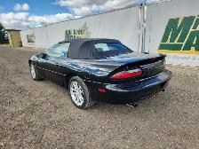 1995 Chevrolet Camaro - Photo 3