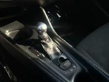 2018 Toyota C-HR XLE | HEATED SEATS | ALLOYS | CRUISE CONTROL - Photo 15