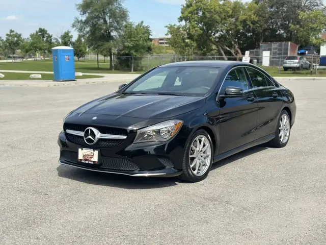 2017 Mercedes-Benz C-Class CLA250 AWD | Leather | Alloys | Low K