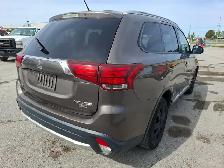 2016 Mitsubishi Outlander - Photo 5