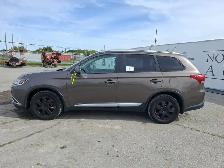 2016 Mitsubishi Outlander - Photo 8
