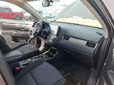 2016 Mitsubishi Outlander - Photo 17