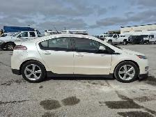 2014 Chevrolet Volt - Photo 4