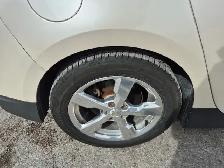 2014 Chevrolet Volt - Photo 25