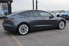2022 Tesla Model 3 - Photo 7