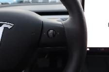 2022 Tesla Model 3 - Photo 23