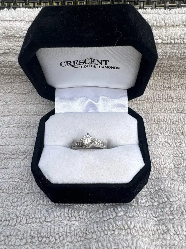 White gold diamond engagement ring for sale
