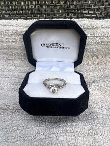 White gold diamond engagement ring for sale - Photo 2