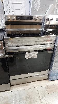 Stove 30' Samsung NE63A6511SS — 30' 6.3 cu. ft. New Open Box - Photo 3