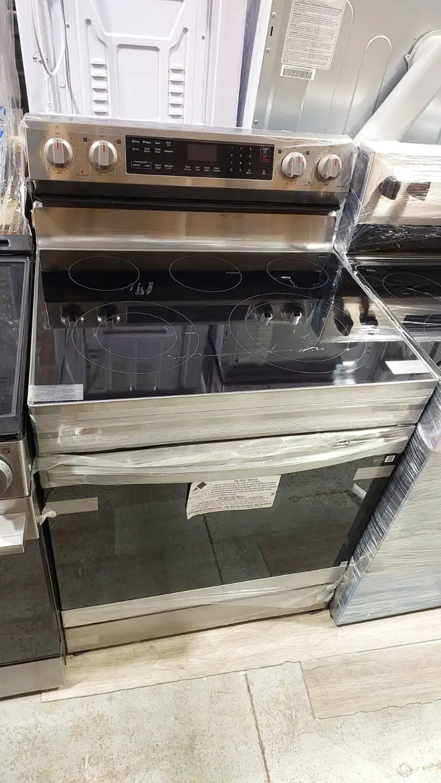 Samsung 30' Smart Electric Range – Air Fry   Wi-Fi