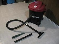Large 10 Gallon Wet/Dry Shop Vac - Photo 10