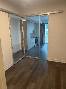 ️ 1 Bedroom   Den Condo for Rent – near square one - Photo 4