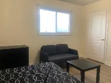 Renovated Room for Rent - Photo 2