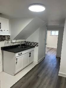 Spacious Basement Apartment for Rent - Photo 4