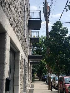 TRÈS GRAND 3 1/2 ENSOLEILLÉ PLACE VALOIS, MÉTRO JOLIETTE, RDC - Photo 11