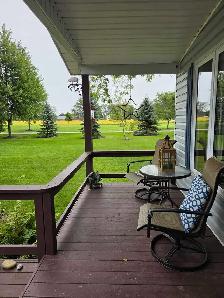 Country Living, 5 Minutes from Sarnia - Photo 6