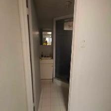 BACHELOR BASEMENT WITH PRIVATE WASHROOM - MALTON - Photo 5
