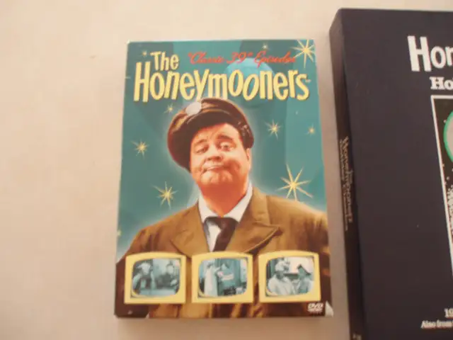 OLD  TV  SHOWS  AND  MOVIES  ON  VIDEO  AND  DVD