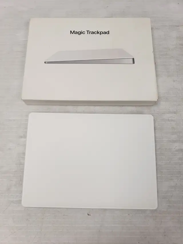 (B460) Apple A1535 Mouse Pad