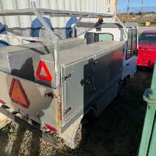 ELECTRIC TRUCK ( NEED REPAIR) - Photo 5