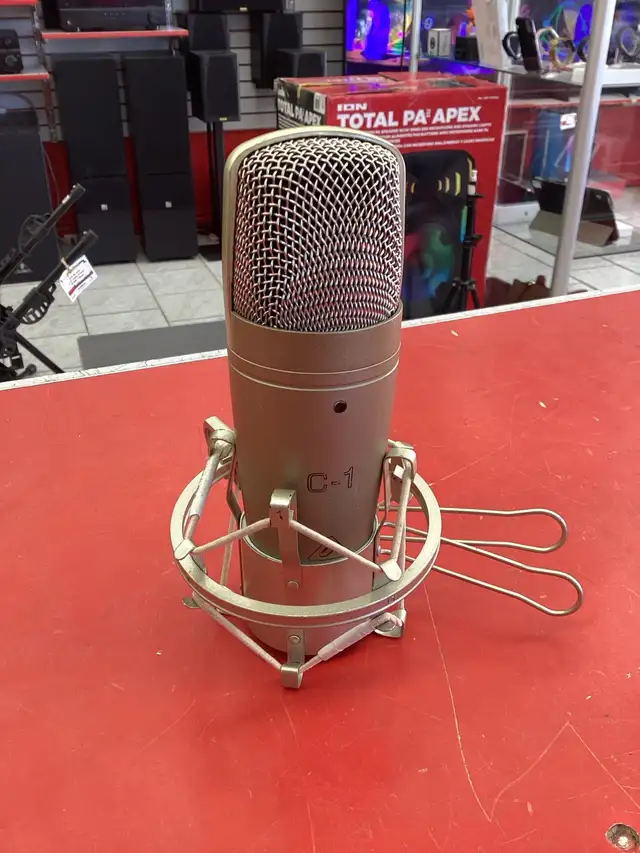 microphone Behringer
