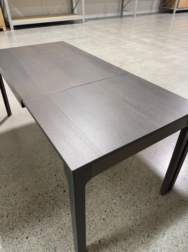 Ikea EKEDALEN dining table (Extendable) - Great condition