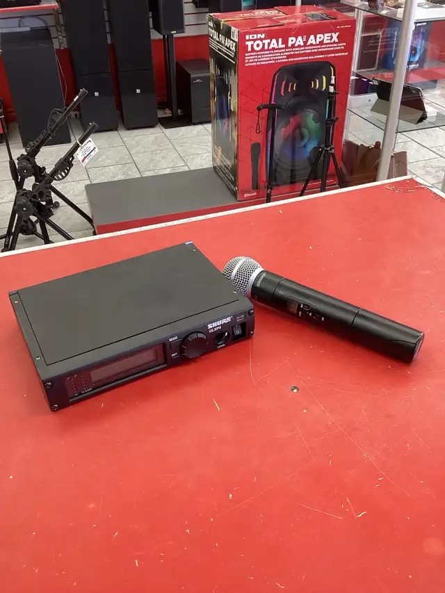 Micro et récepteur SHURE