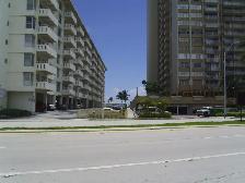 Condo à Louer – Ambassador South sur A1A Hallandale Beach – FL - Photo 13