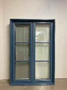 11043BH Fenêtre Battant HYBRIDE Bleu littoral 42 3/8 x 62