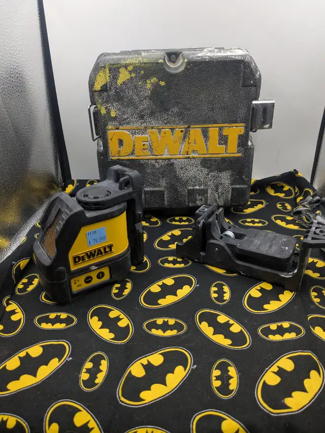 DeWalt DW088 RED laser level (#3138)