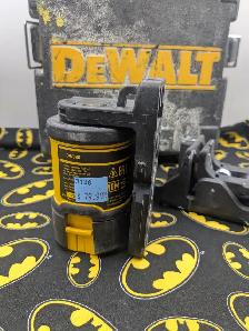 DeWalt DW088 RED laser level (#3138) - Photo 2