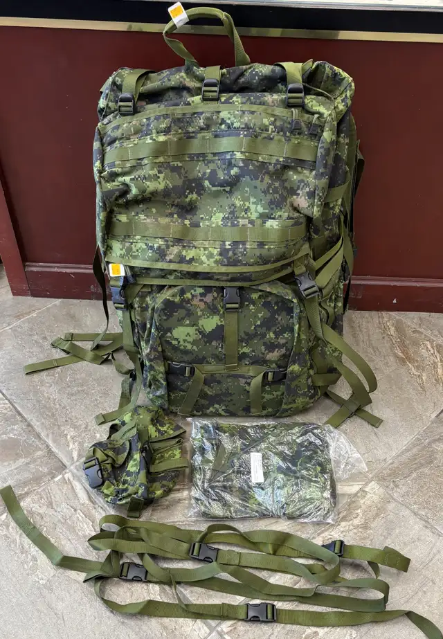 Cadpat Military Rucksack with Additional Straps, and x2 Pouches