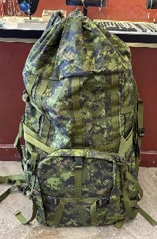 Cadpat Military Rucksack with Additional Straps, and x2 Pouches - Photo 2