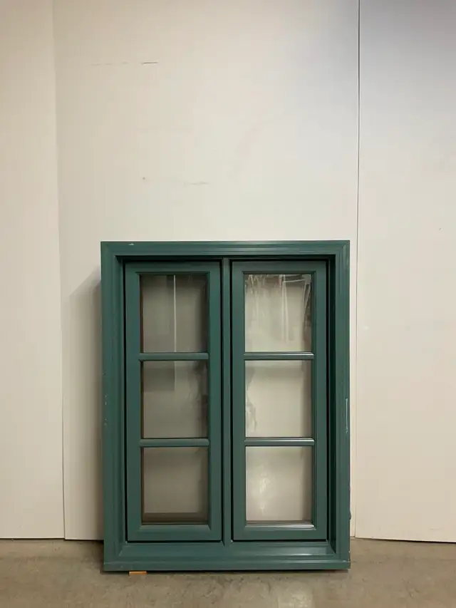 10746BH Fenêtre Battant HYBRIDE Ardoise Intérieur Bois 36 x 48