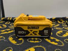 DeWALT DCB205 5AH Battery 2024 (#19818) - Photo 2