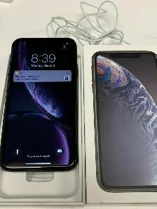 iPhone Xr 64GB Black Used with Box Unlocked