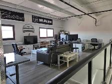 The Grotto – 2640sqft shop. Avail Oct 1 - Photo 6