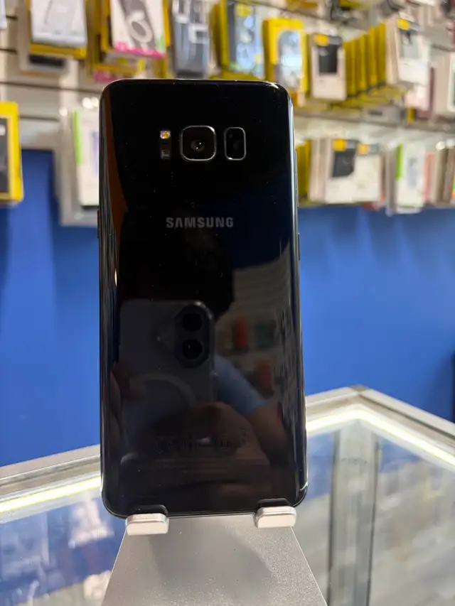 Samsung S8 64gb (Store Warranty)